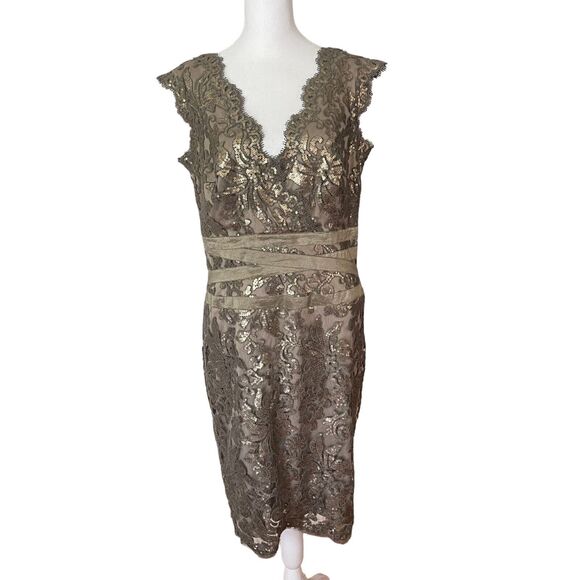 Tadashi Shoji 12 Paillette Embroidered Lace Vneck Dress Sequin Cocktail - Picture 1 of 11